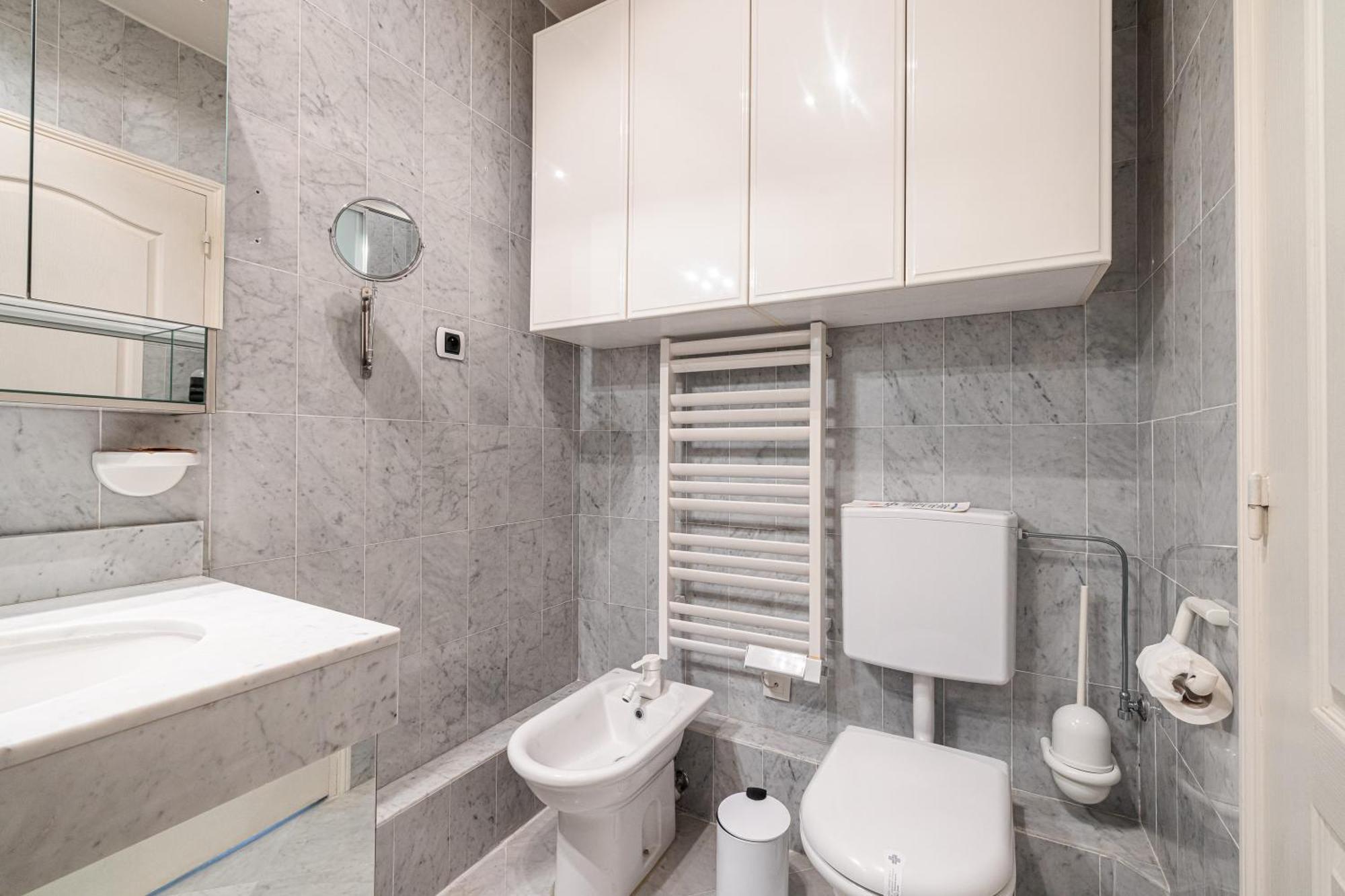 Victoria Bergamote Attic - Happy Rentals مينتون المظهر الخارجي الصورة